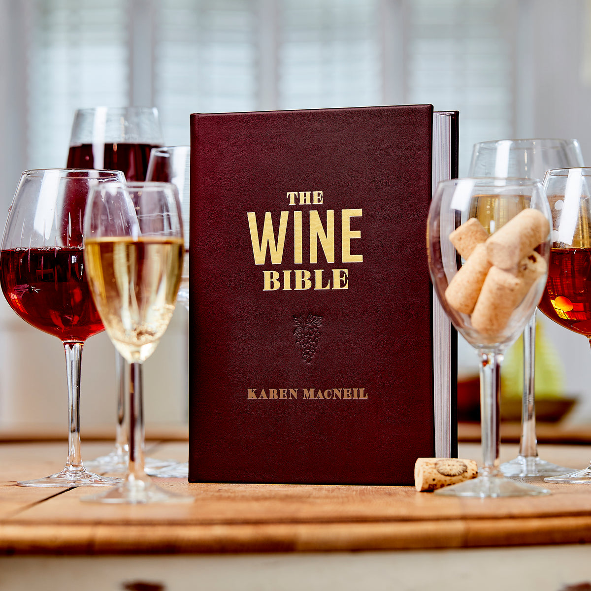 The Wine Bible | Burgundy Traditional Leather – Graphic Image